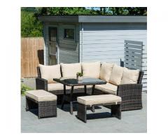  Do Away with Old Furniture with the Help of Rattan Garden Furniture